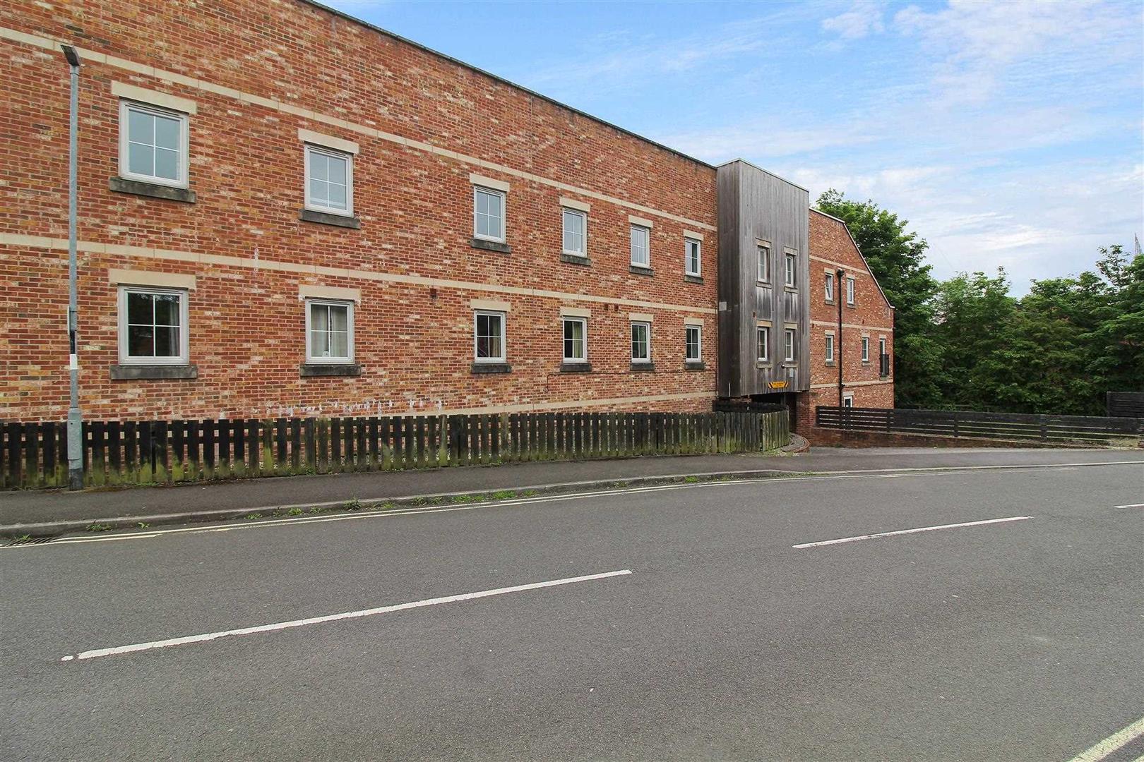 Piccadilly Heights, Wain Avenue, Chesterfield